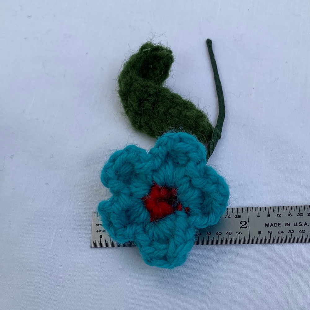 Handmade Colorful Crochet Flowers on wire stems - set of 10 colorful flowers - Picture 8 of 13